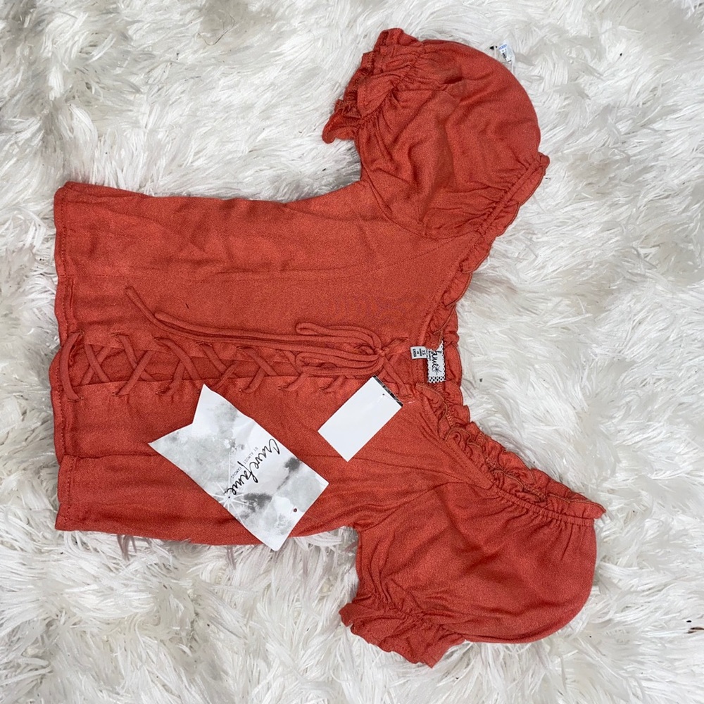 Brand New CrOp Top